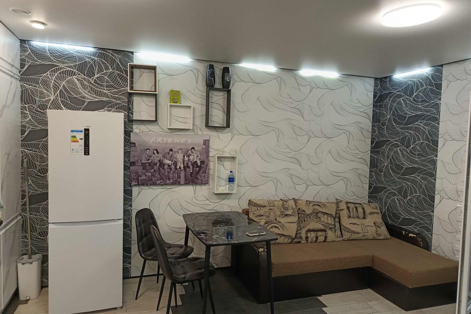 Сдаётся 1-комнатная квартира, 42 м²