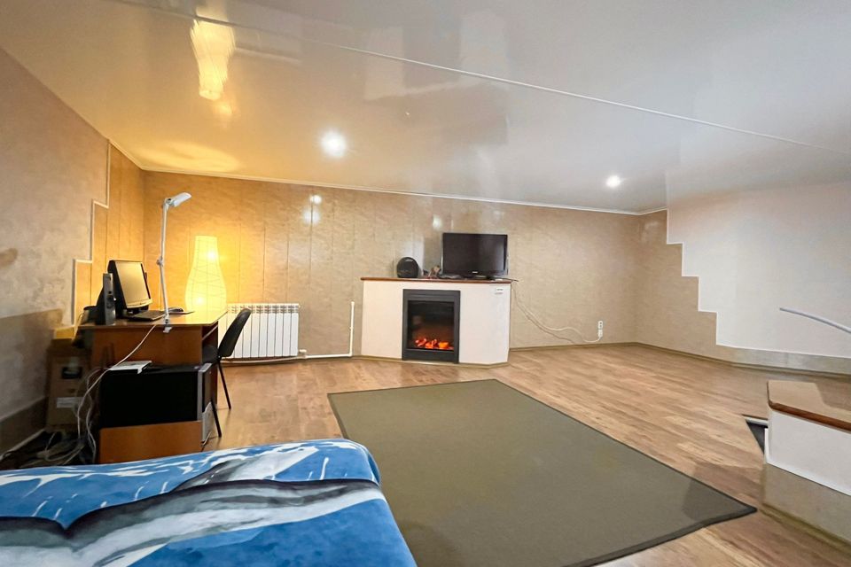 Продаётся 4-комнатная квартира, 129 м²