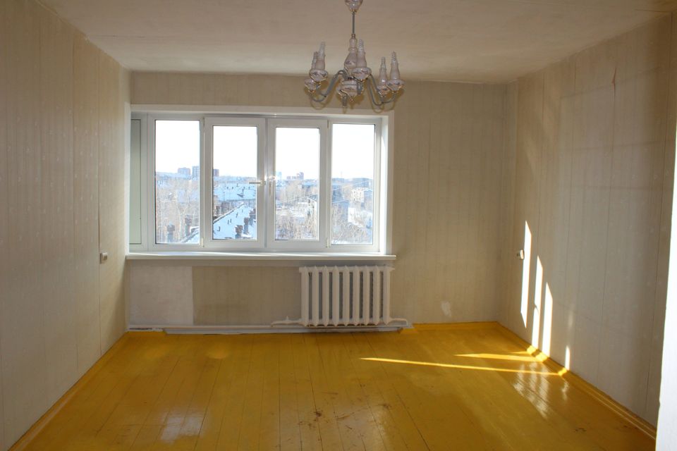 Продаётся 3-комнатная квартира, 54.8 м²