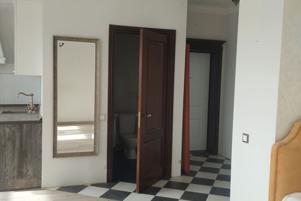 Продаётся 1-комнатная квартира, 43 м²