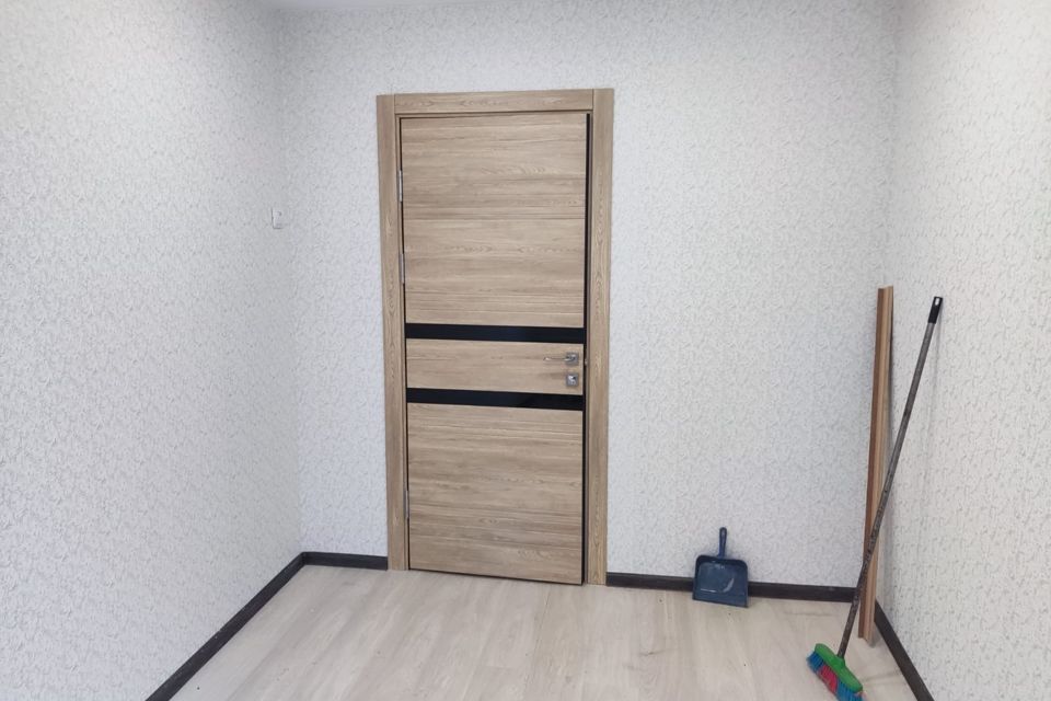 Продаётся комната в 3-комн. квартире, 14.2 м²