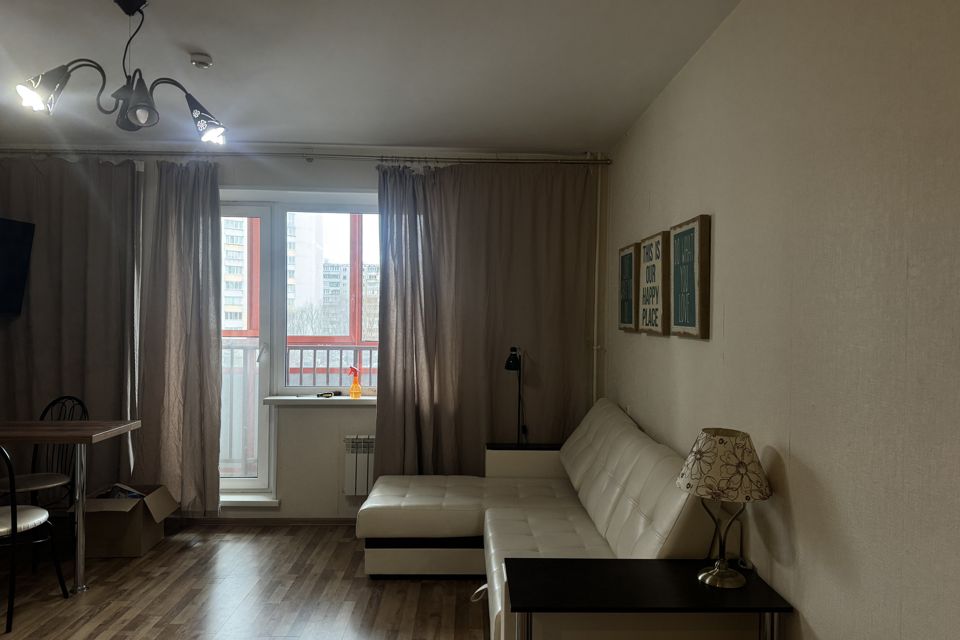 Продаётся 2-комнатная квартира, 55.6 м²