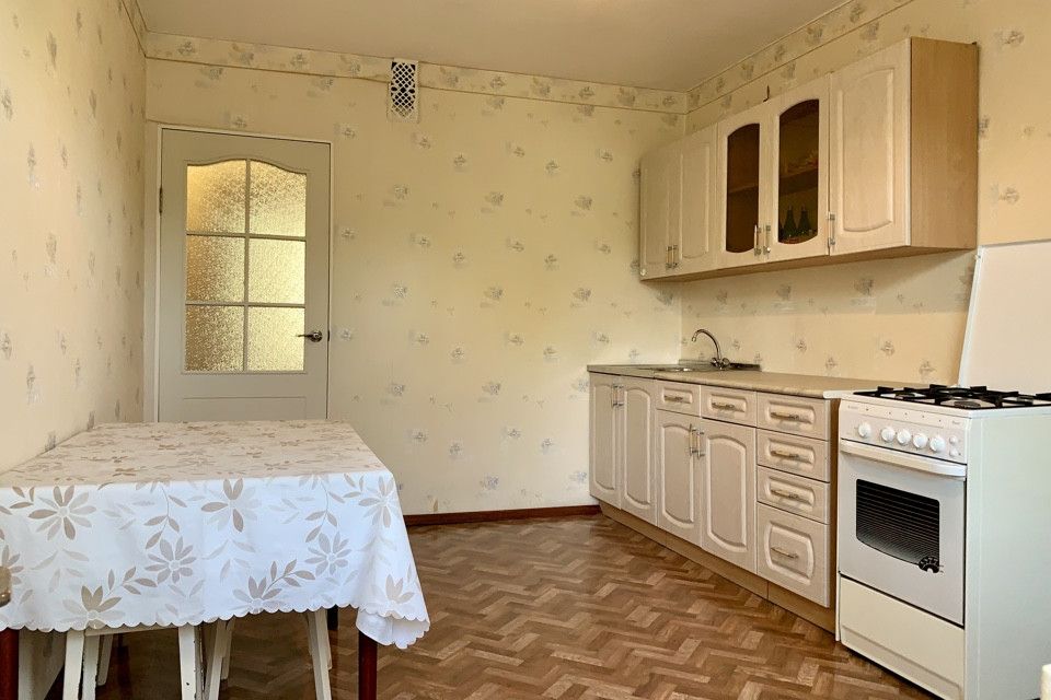 Продаётся 1-комнатная квартира, 52 м²