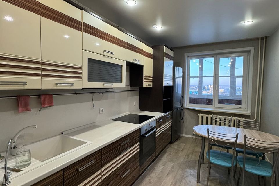 Продаётся 1-комнатная квартира, 41.3 м²