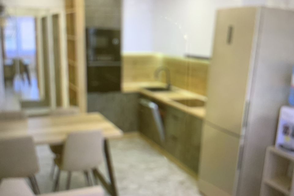Продаётся 2-комнатная квартира, 70.6 м²