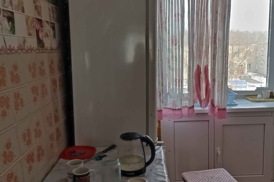 Продаётся 3-комнатная квартира, 61.7 м²