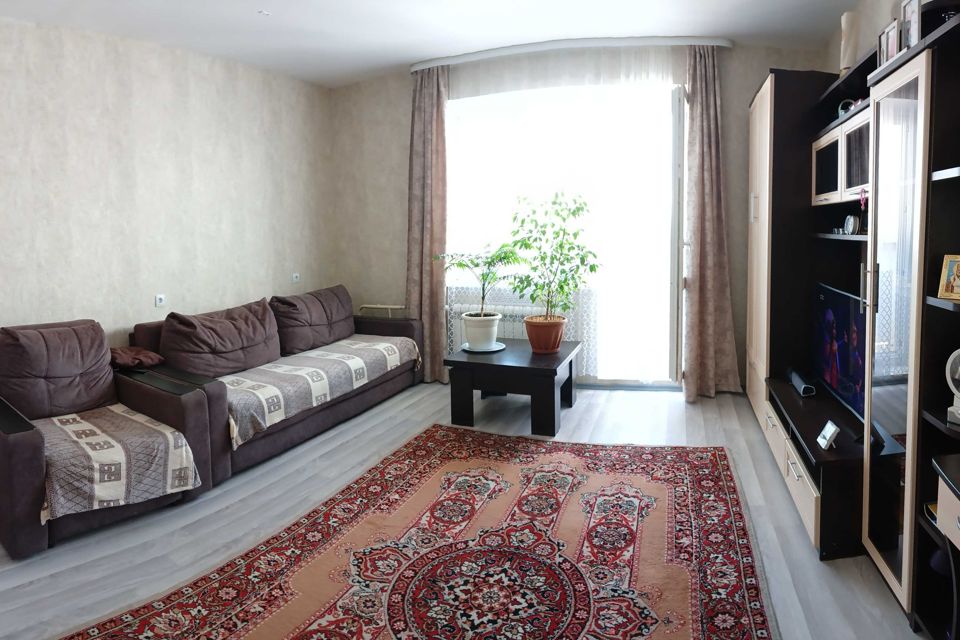 Продаётся 3-комнатная квартира, 70 м²
