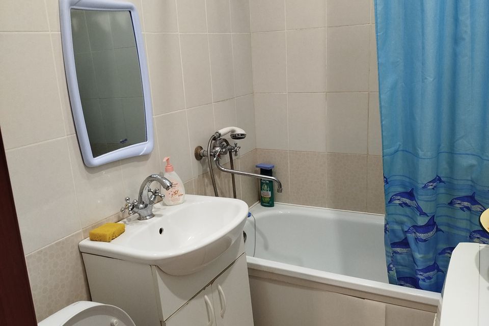 Продаётся 1-комнатная квартира, 32 м²