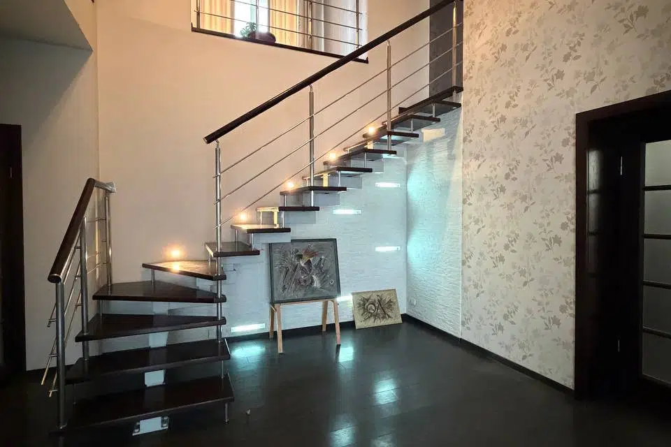 Продаётся 2-этажный дом, 274 м²