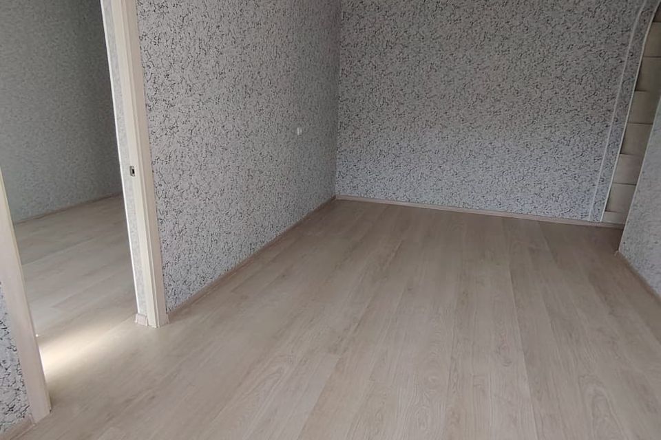 Продаётся 3-комнатная квартира, 57.2 м²