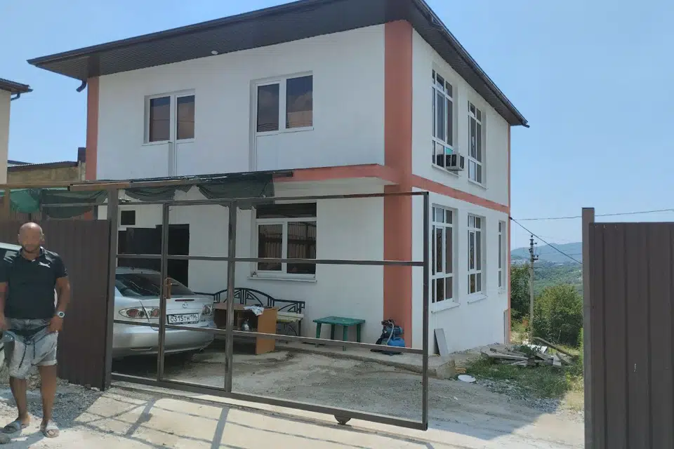 Продаётся 3-этажный дом, 146 м²