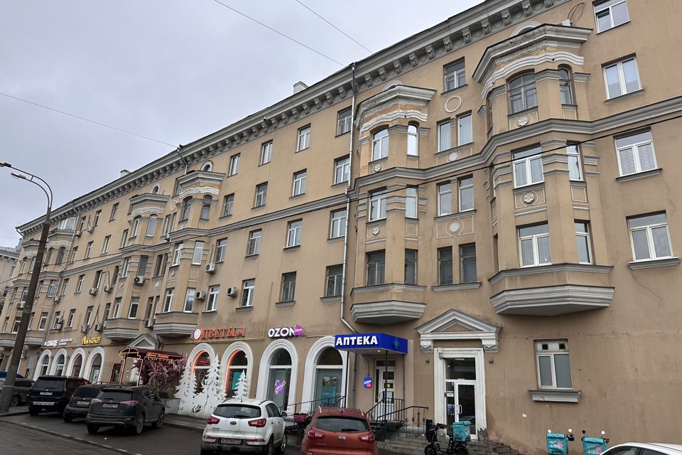 Продаётся 1-комнатная квартира, 50.4 м²