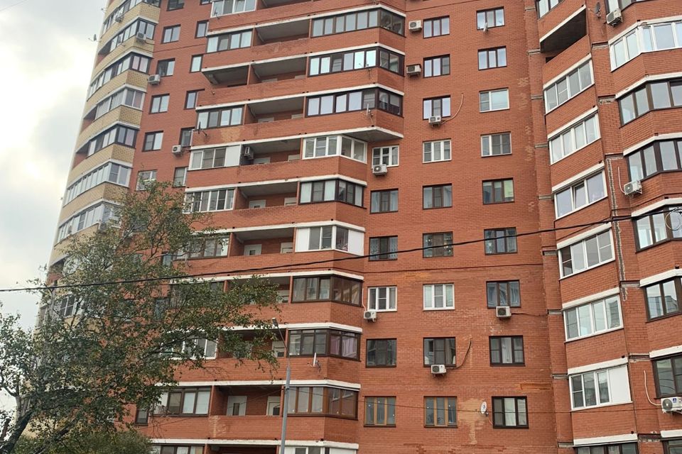 Продаётся 2-комнатная квартира, 61.4 м²
