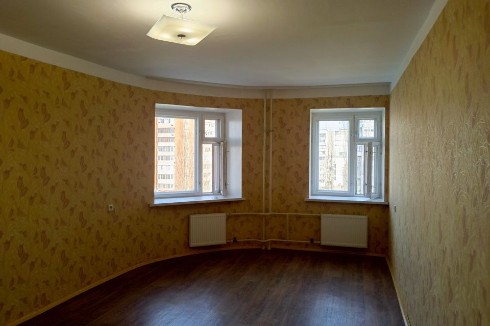 Продаётся 2-комнатная квартира, 72.6 м²