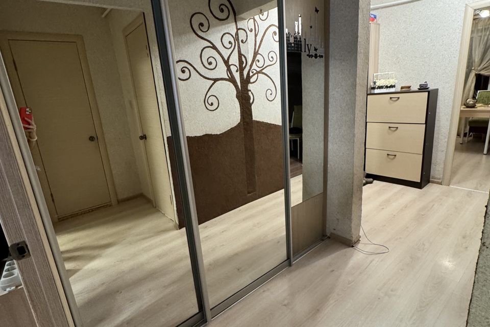 Продаётся 3-комнатная квартира, 63 м²