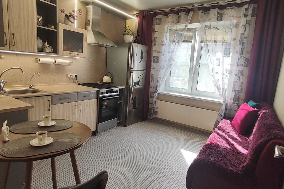 Продаётся 1-комнатная квартира, 38 м²