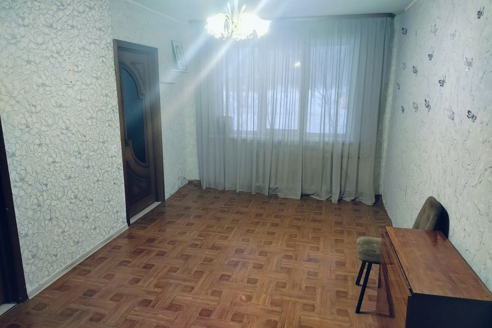 Продаётся 4-комнатная квартира, 62 м²