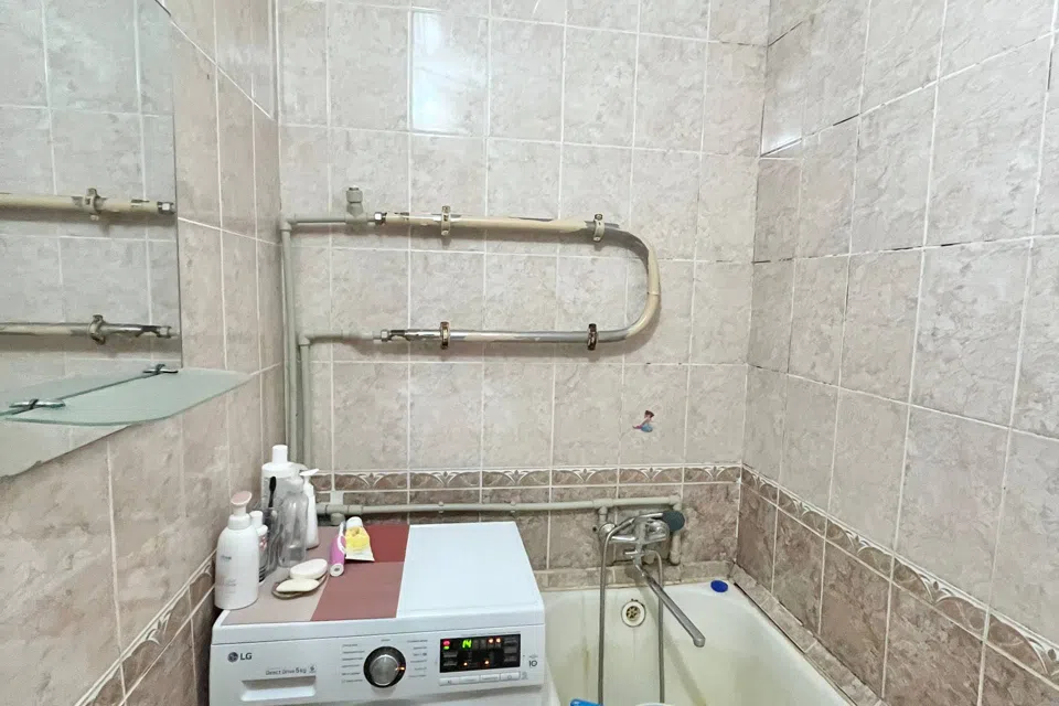 Продаётся 3-комнатная квартира, 55.4 м²