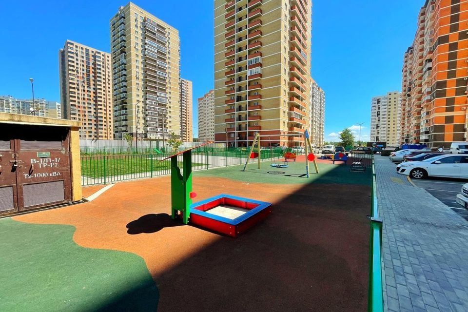 Продаётся 2-комнатная квартира, 50.7 м²