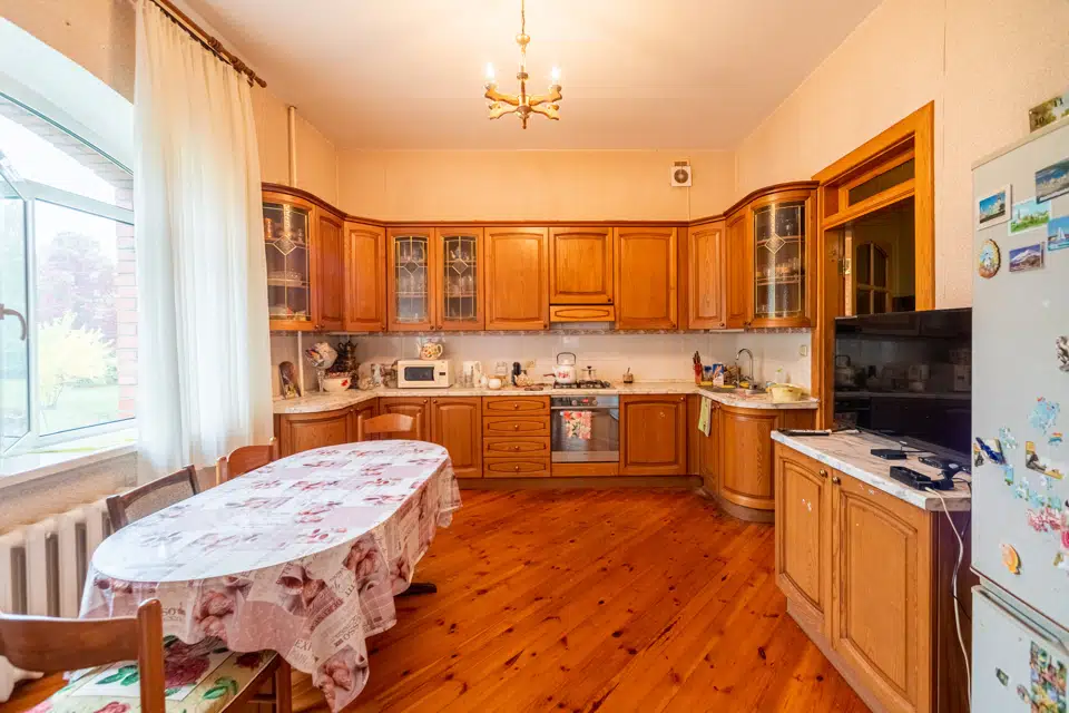 Продаётся 2-этажный дом, 262 м²