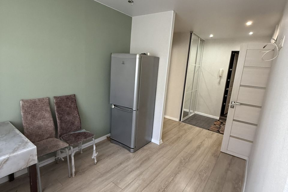 Продаётся 2-комнатная квартира, 42.3 м²