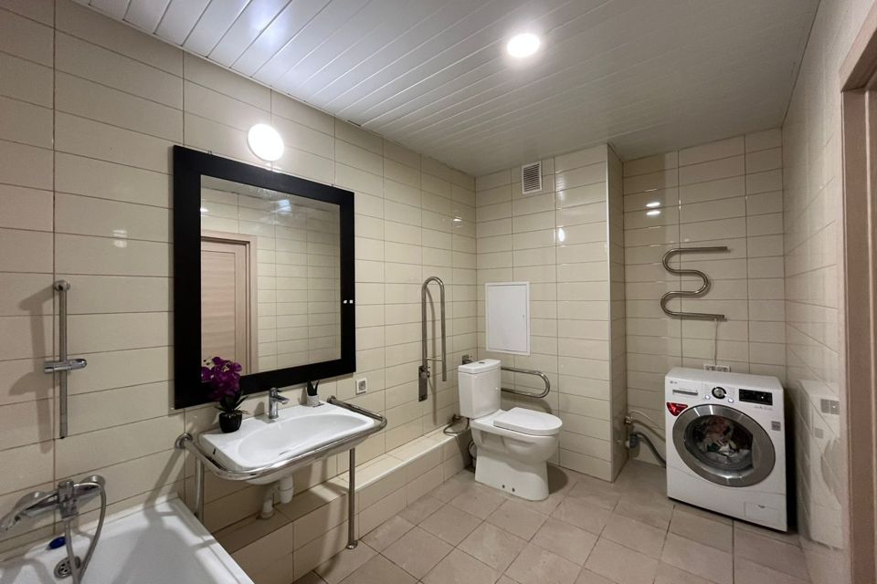 Продаётся 3-комнатная квартира, 72.7 м²