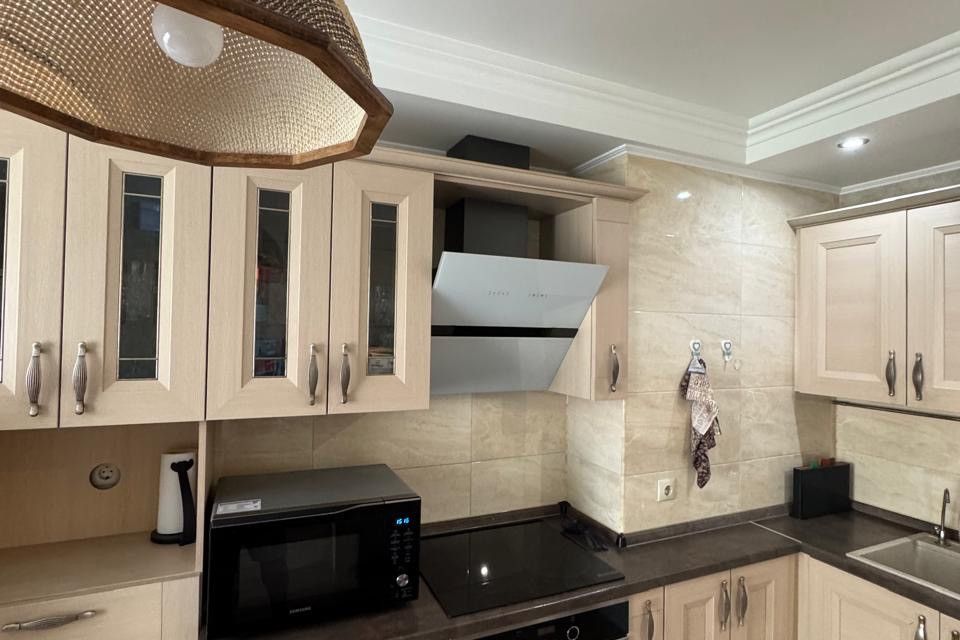Продаётся 3-комнатная квартира, 73 м²