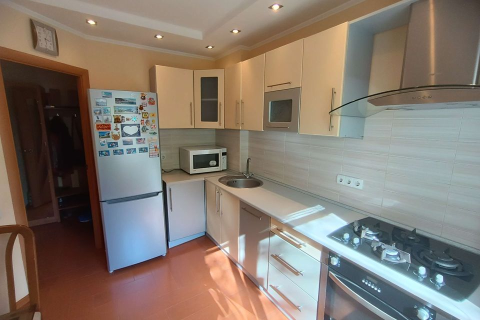 Сдаётся 3-комнатная квартира, 74 м²