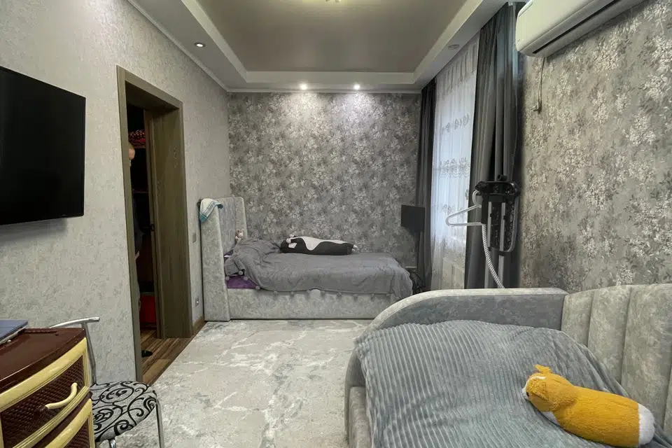 Продаётся 3-комнатная квартира, 80.6 м²