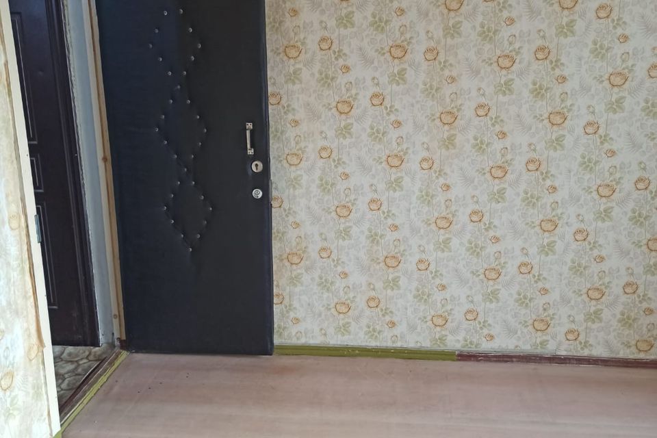 Продаётся комната в 1-комн. квартире, 14.9 м²