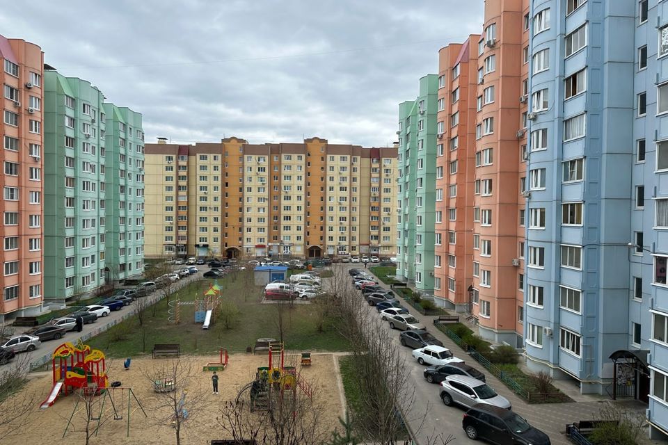 Продаётся 2-комнатная квартира, 53.8 м²