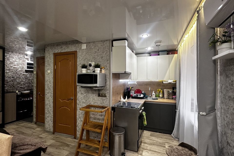 Продаётся 3-комнатная квартира, 57.4 м²