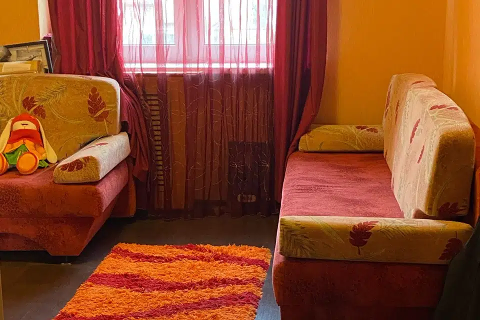 Продаётся 3-комнатная квартира, 59.7 м²