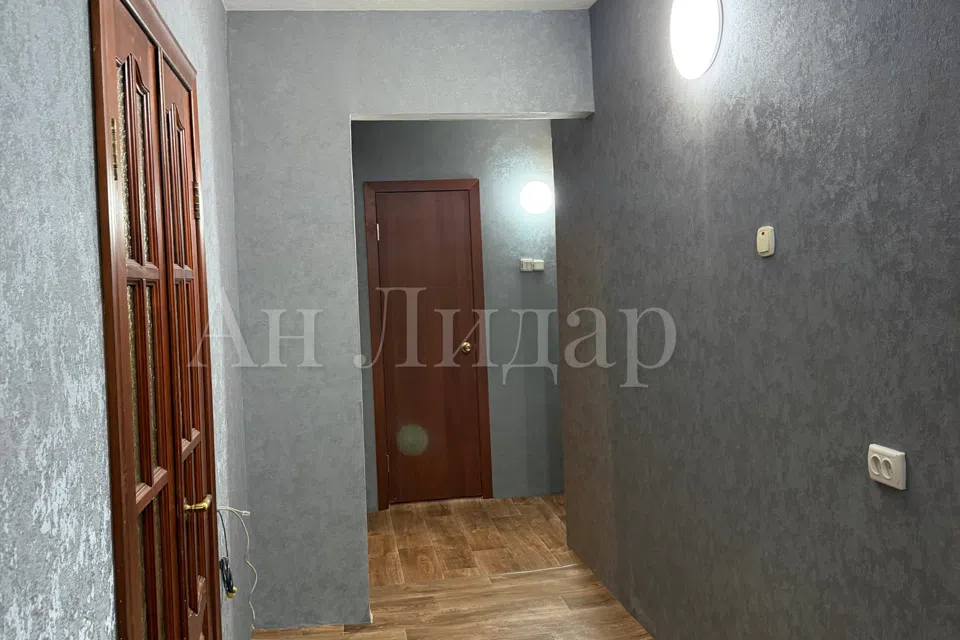 Продаётся 3-комнатная квартира, 70.4 м²