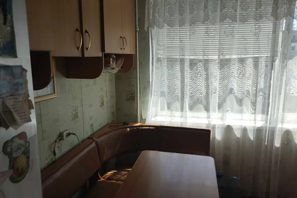 Продаётся 3-комнатная квартира, 62.8 м²