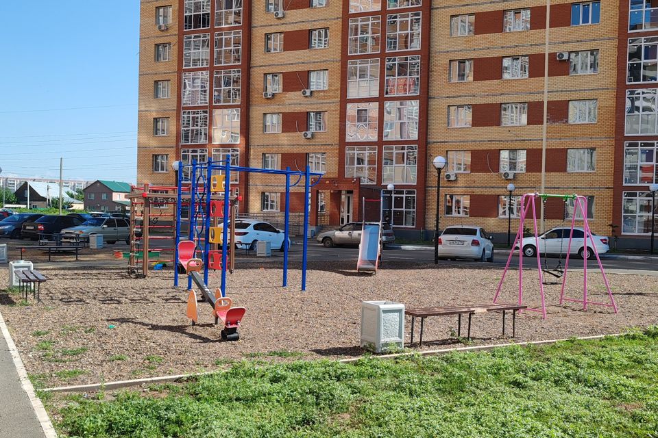 Продаётся 2-комнатная квартира, 62.5 м²