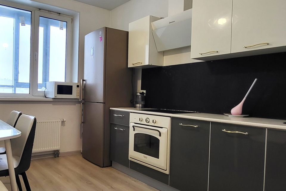 Продаётся 1-комнатная квартира, 35.7 м²
