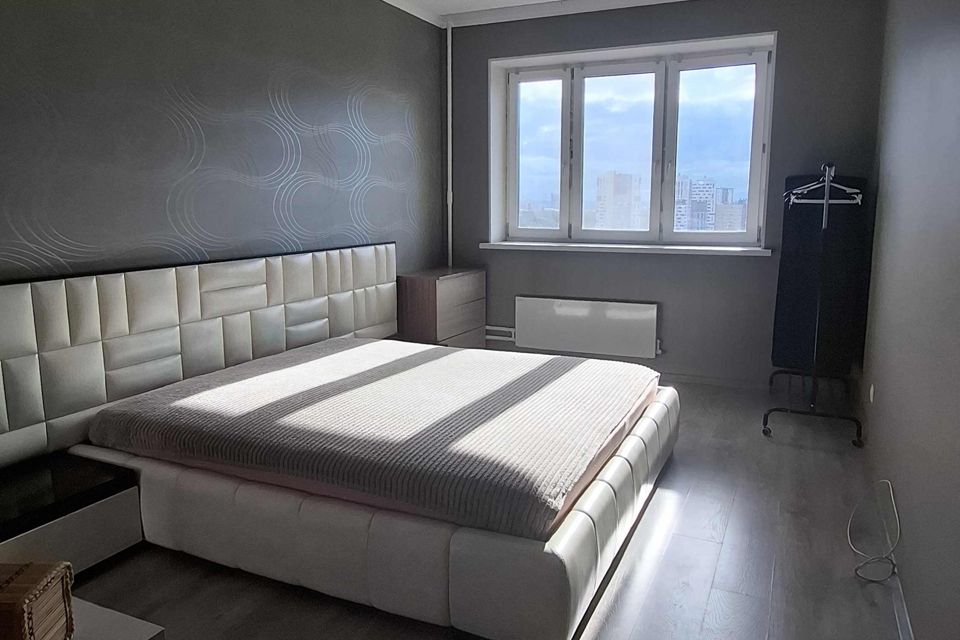 Продаётся 2-комнатная квартира, 65.8 м²