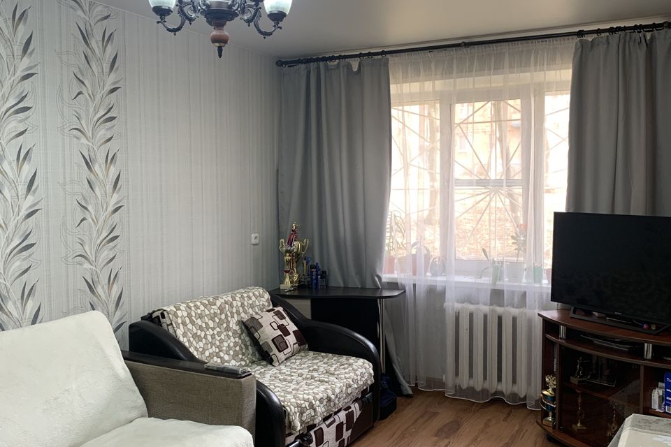 Продаётся 2-комнатная квартира, 42.4 м²