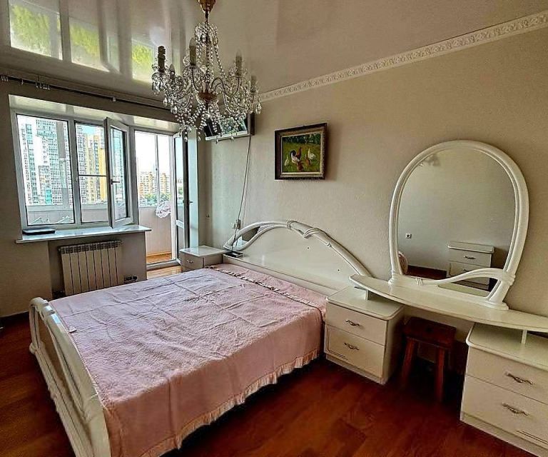 Сдаётся 3-комнатная квартира, 80.5 м²