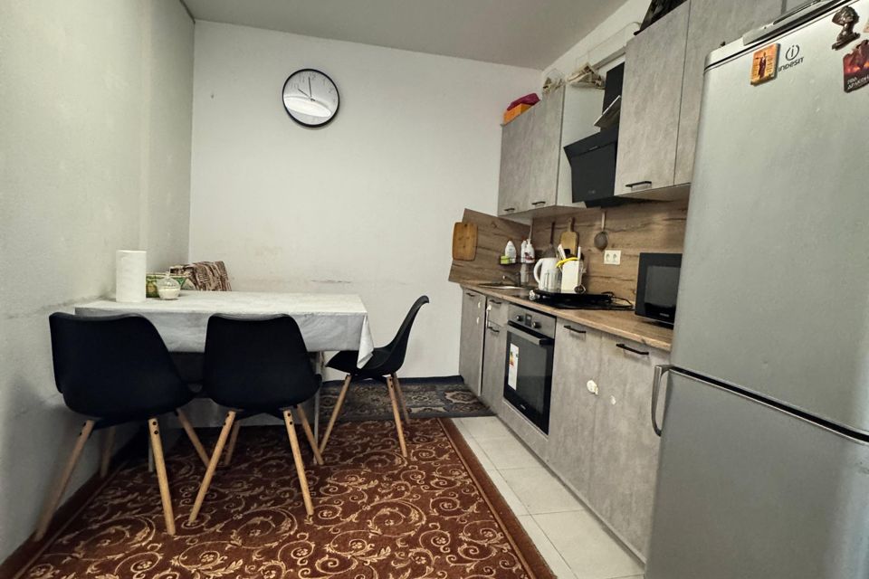 Продаётся 2-комнатная квартира, 55.8 м²