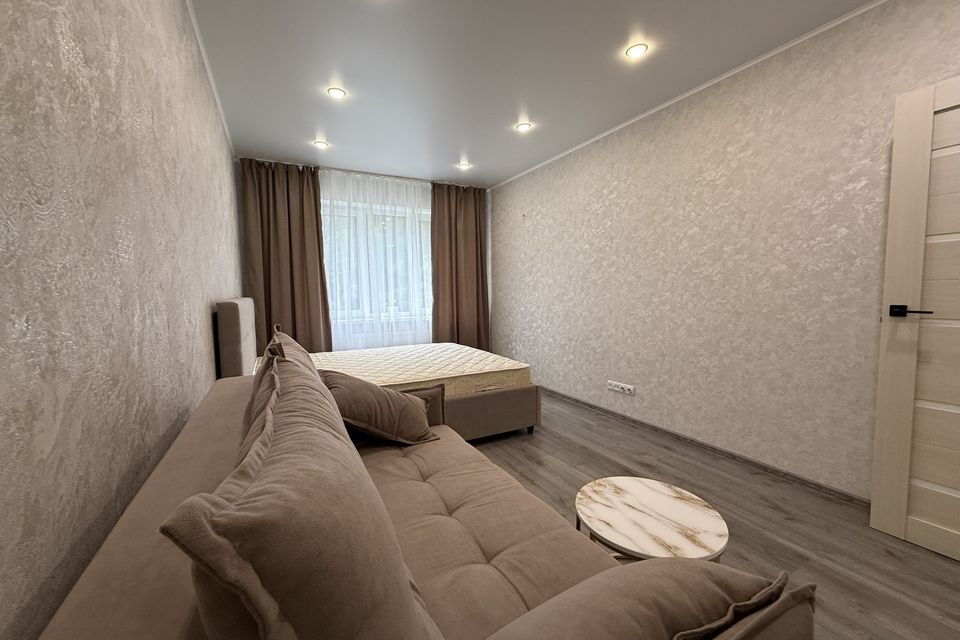 Продаётся 1-комнатная квартира, 36.7 м²
