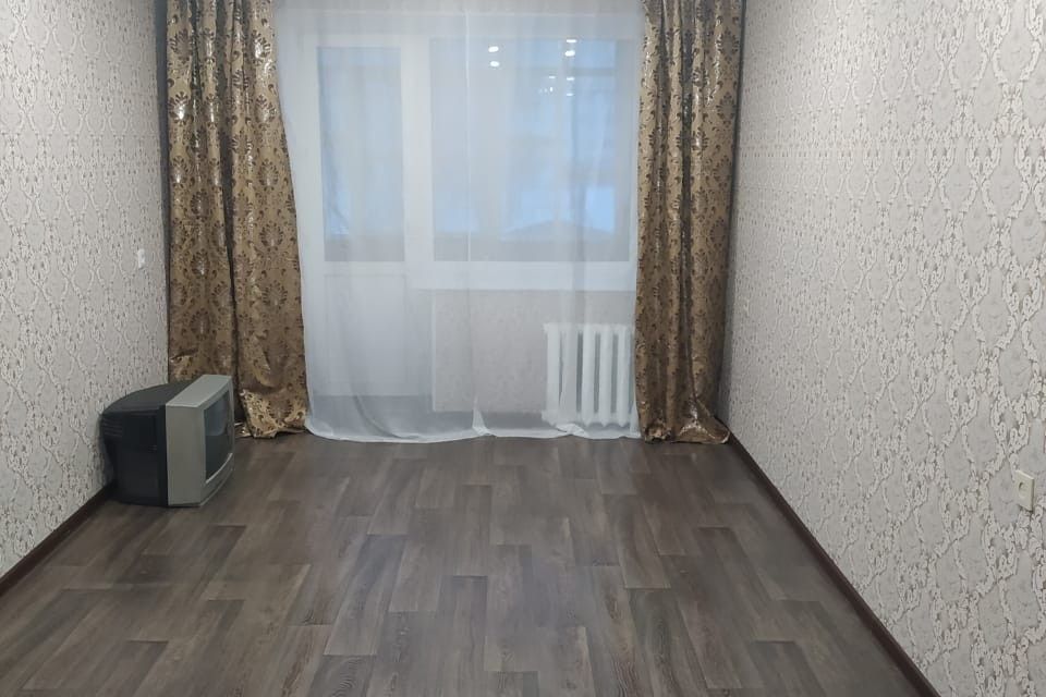 Продаётся 2-комнатная квартира, 43.8 м²
