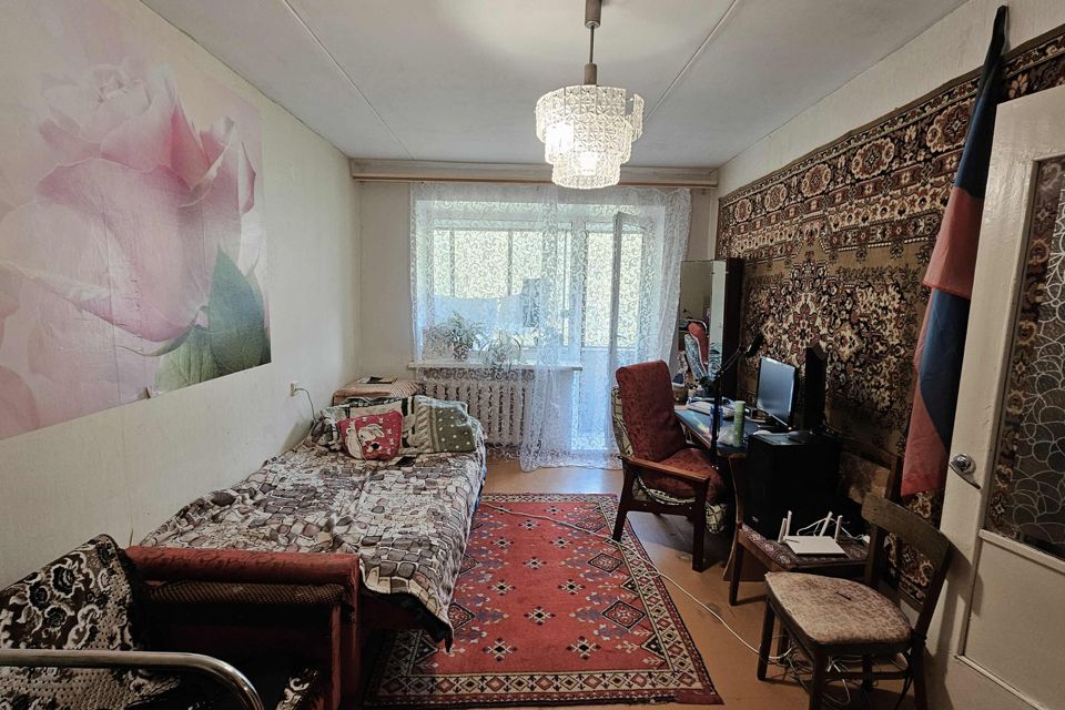 Продаётся 3-комнатная квартира, 62.3 м²