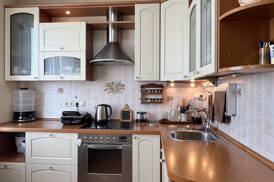 Продаётся 2-комнатная квартира, 56.3 м²