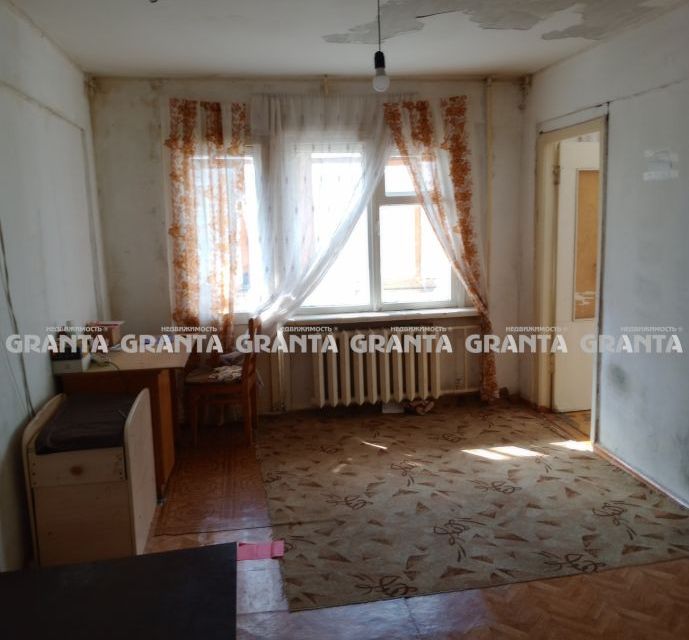 Продаётся 3-комнатная квартира, 50 м²