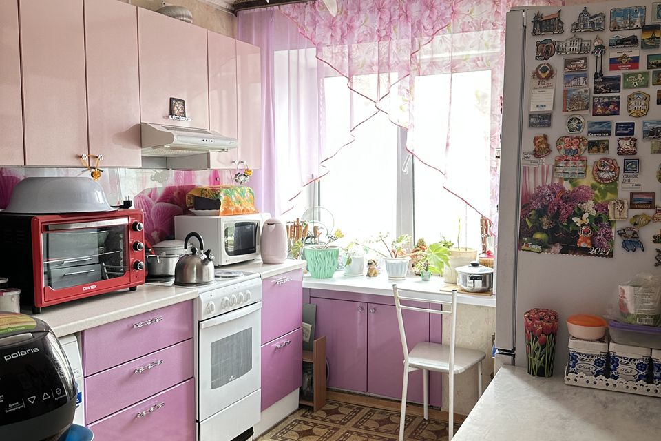 Продаётся 4-комнатная квартира, 72.9 м²