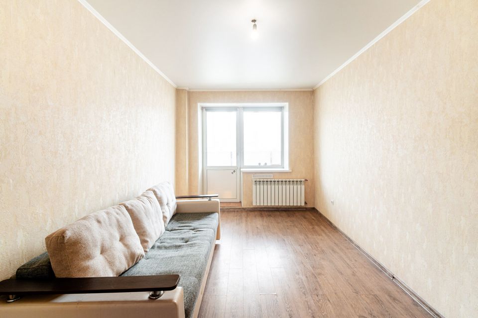 Продаётся 1-комнатная квартира, 42 м²