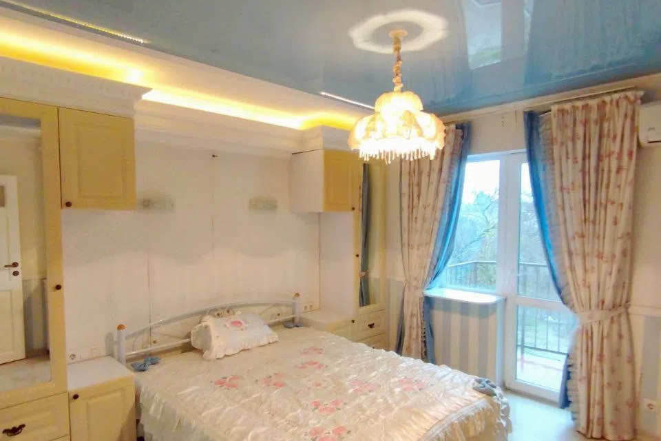 Продаётся таунхаус, 3-эт., 184 м²
