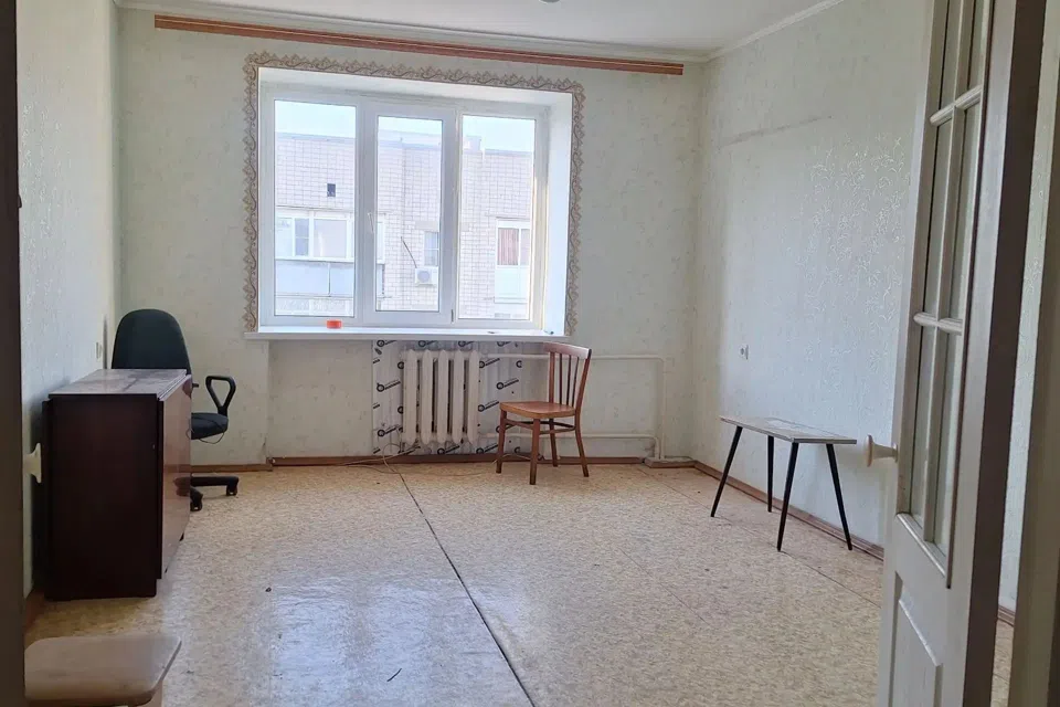 Продаётся 3-комнатная квартира, 55.9 м²